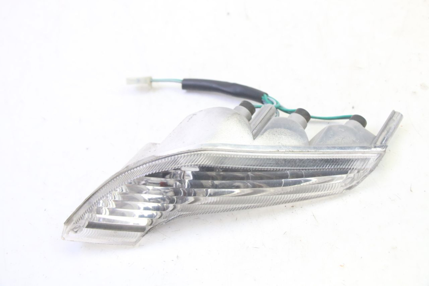 photo de DELANTERO DERECHO INTERMITENTE PEUGEOT VIVACITY NEW 4T 50 (2008 - 2017) - Otra perspectiva