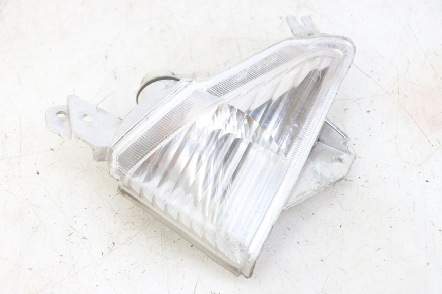 photo de DELANTERO DERECHO INTERMITENTE YAMAHA X-MAX XMAX 125 (2010 - 2014)