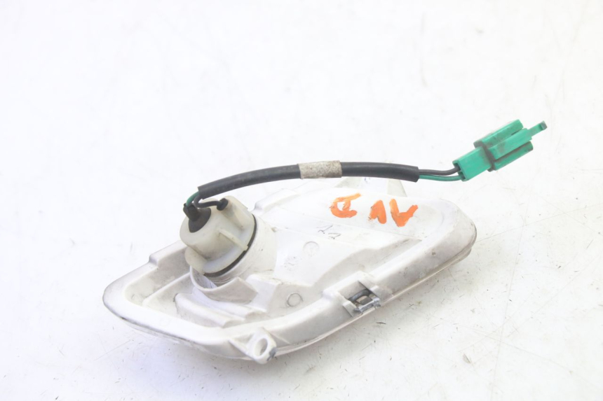 photo de INTERMITENTE DELANTERO DERECHO YAMAHA X-MAX XMAX 250 (2006 - 2009)