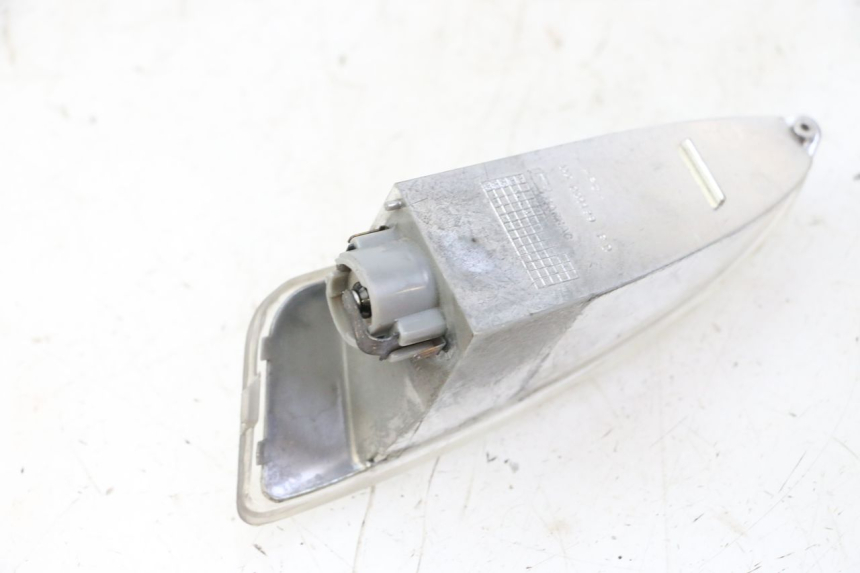 photo de DELANTERO DERECHO INTERMITENTE PIAGGIO X9 EVOLUTION 125 (2003 - 2007)
