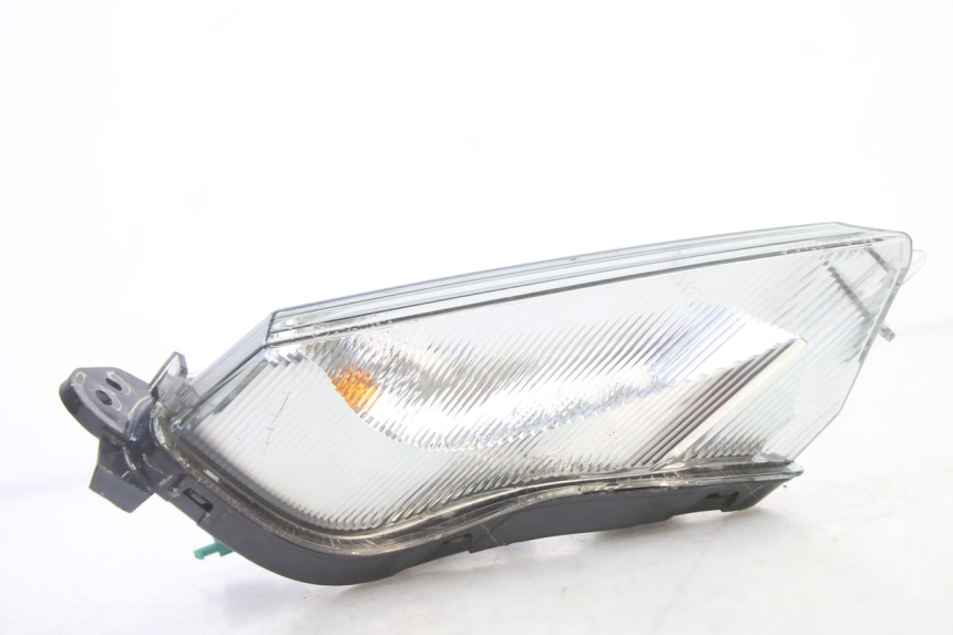 photo de DELANTERO DERECHO INTERMITENTE YAMAHA XMAX X-MAX 125 (2021 - 2025)