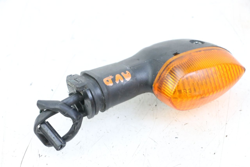 photo de DELANTERO DERECHO INTERMITENTE YAMAHA TDM ABS 900 (2002 - 2014)