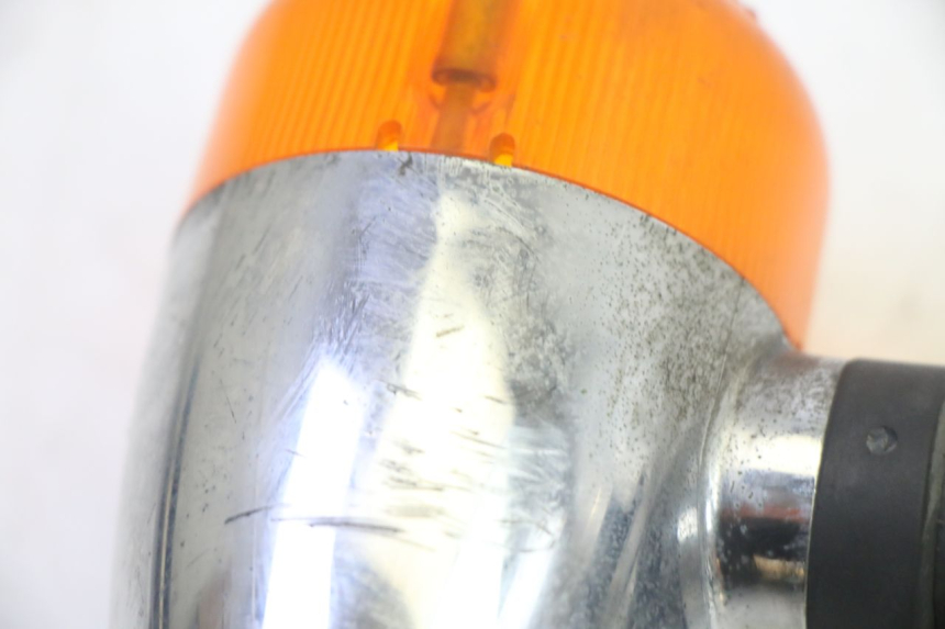 photo de DELANTERO DERECHO INTERMITENTE KYMCO ZING 125 (1997 - 2003) - Otra perspectiva