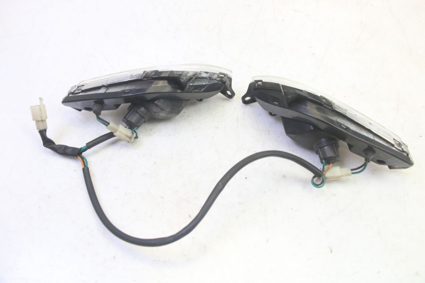 photo de INTERMITENTE DELANTERO SYM FIDDLE 3 III 125 (2014 - 2020) - Vista general del producto