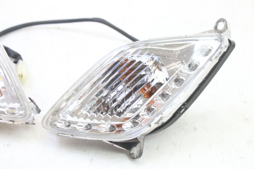 photo de DELANTERO INTERMITENTE SYM FIDDLE 3 III 50 (2014 - 2020)
