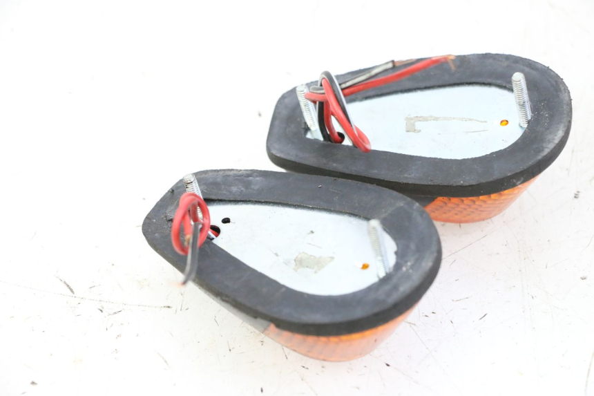 photo de DELANTERO INTERMITENTE YAMAHA FJ 36Y 1100 (1984 - 1985)