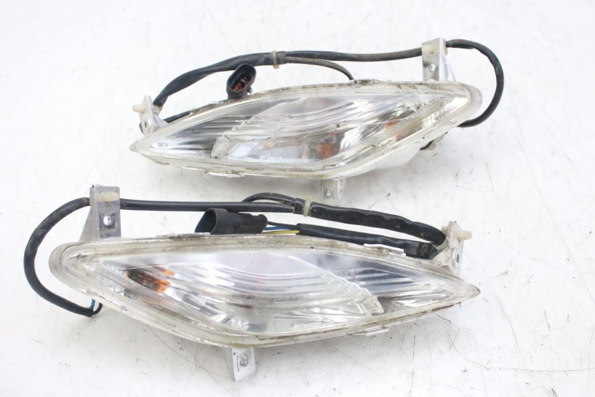 photo de INTERMITENTE DELANTERO PIAGGIO FLY 4T 50 (2013 - 2017)
