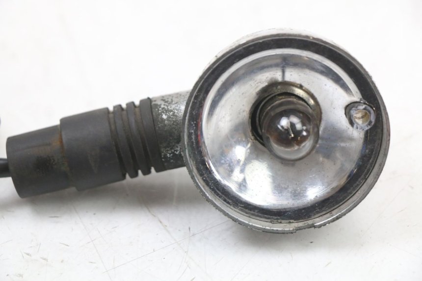 photo de Intermitente delantero izquierdo HYOSUNG GV AQUILA 125 (2000 - 2004) - Detalle de la pieza