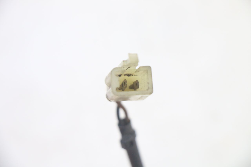 photo de INTERMITENTE DELANTERO IZQUIERDO MBK BOOSTER SPIRIT 50 (2004 - 2017) - Detalles de los puntos de fijación