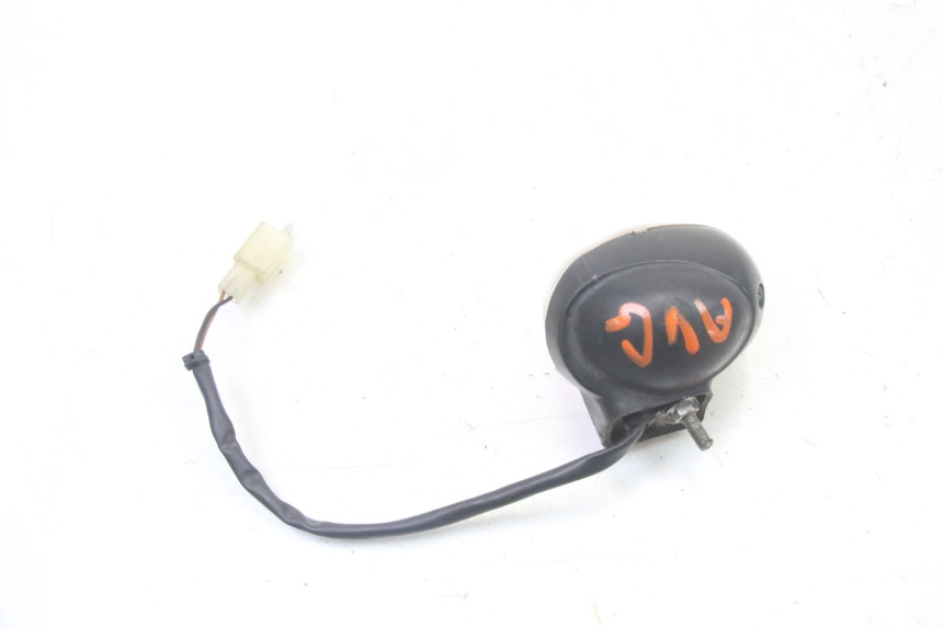 photo de DELANTERO IZQUIERDO INTERMITENTE MBK BOOSTER SPIRIT NAKED 50 (2004 - 2017)