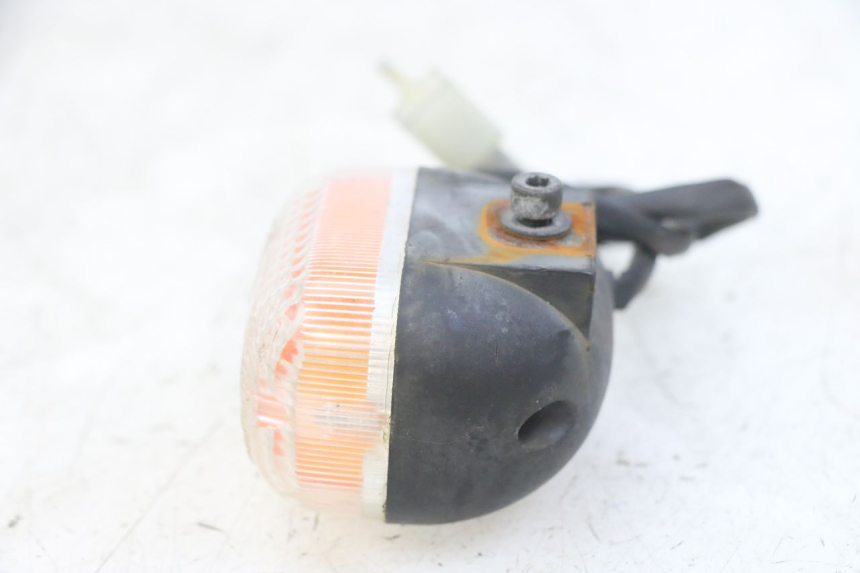 photo de DELANTERO IZQUIERDO INTERMITENTE MBK BOOSTER SPIRIT NAKED 50 (2004 - 2017)