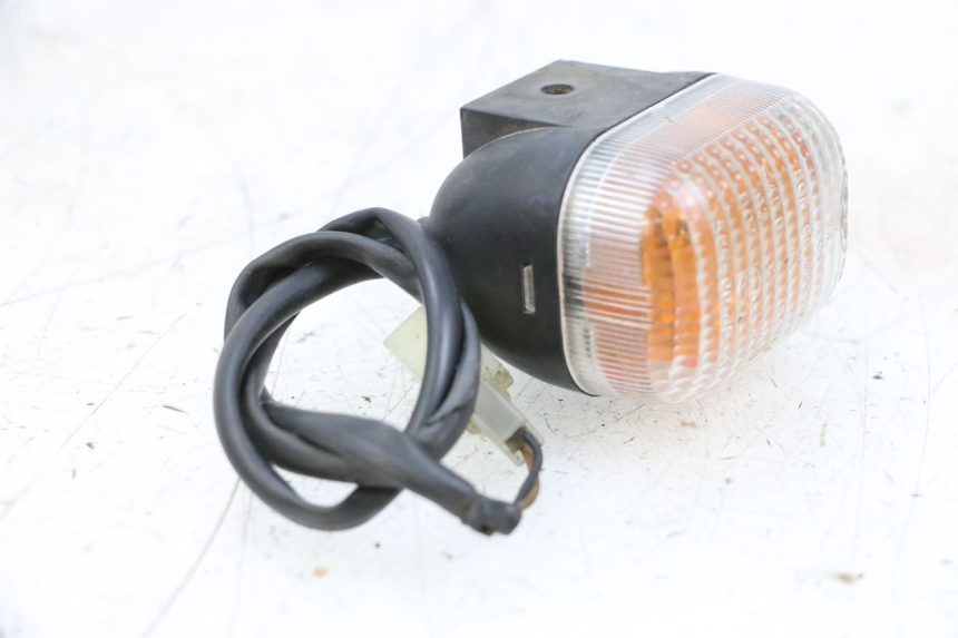 photo de DELANTERO IZQUIERDO INTERMITENTE MBK BOOSTER SPIRIT NAKED 50 (2004 - 2017) - Vista general del producto