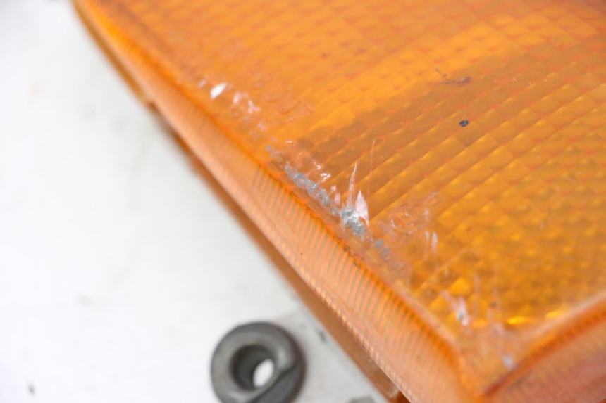 photo de DELANTERO IZQUIERDO INTERMITENTE HONDA CBR F SC25 1000 (1989 - 1992)