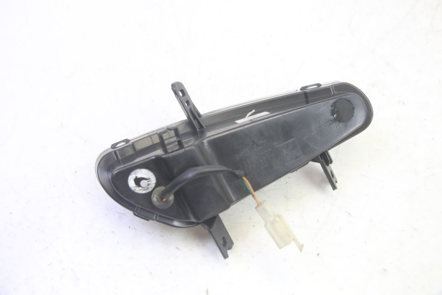 photo de DELANTERO IZQUIERDO INTERMITENTE PEUGEOT DJANGO 4T 50 (2014 - 2019) - Detalle de la pieza