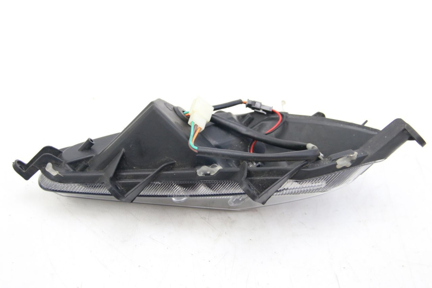 photo de INTERMITENTE DELANTERO IZQUIERDO JM MOTORS EVOLIS 4T 50 (2018 - 2022)