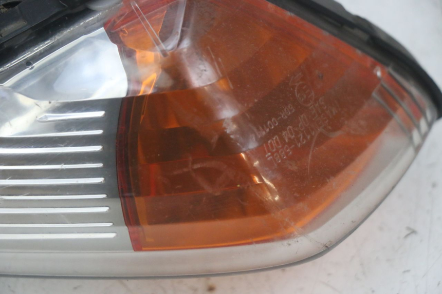 photo de INTERMITENTE DELANTERO IZQUIERDO YAMAHA FJR ABS 1300 (2006 - 2012) - Otra perspectiva