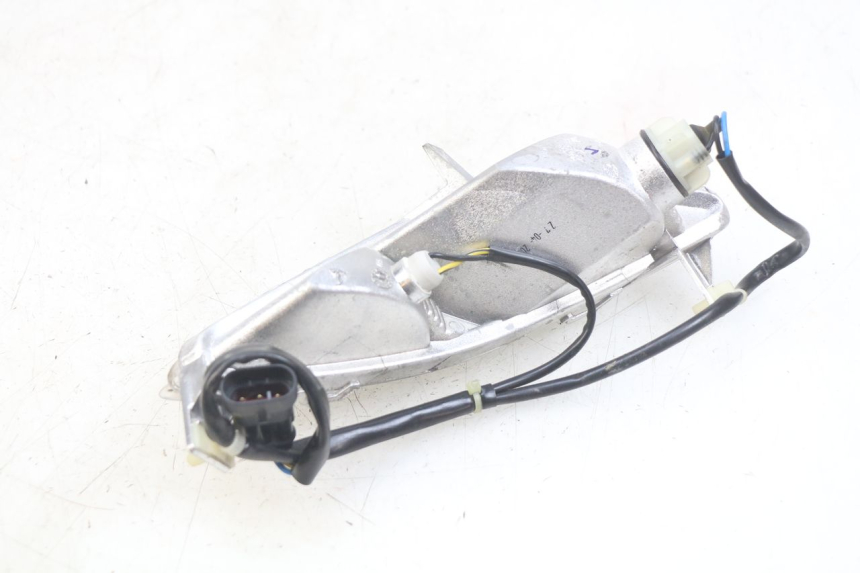 photo de INTERMITENTE DELANTERO IZQUIERDO PIAGGIO FLY 4T 50 (2013 - 2017)