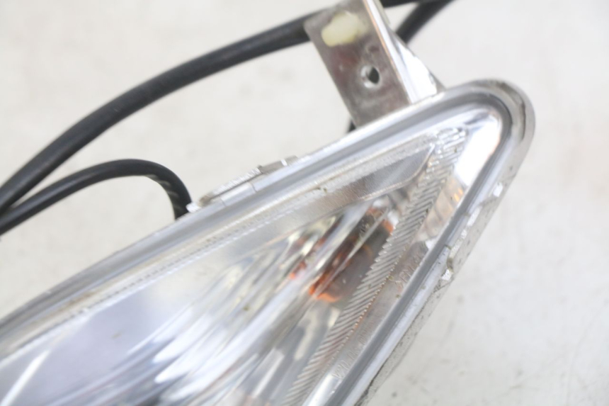 photo de INTERMITENTE DELANTERO IZQUIERDO PIAGGIO FLY 4T 50 (2013 - 2017)