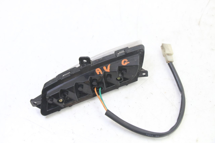 photo de DELANTERO IZQUIERDO INTERMITENTE VENESI FLY RETRO 4T 50 (2020 - 2025)