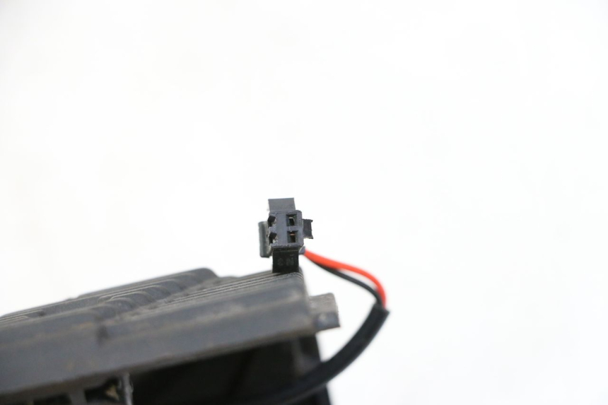 photo de DELANTERO IZQUIERDO INTERMITENTE KUKIRIN G2 MASTER 1