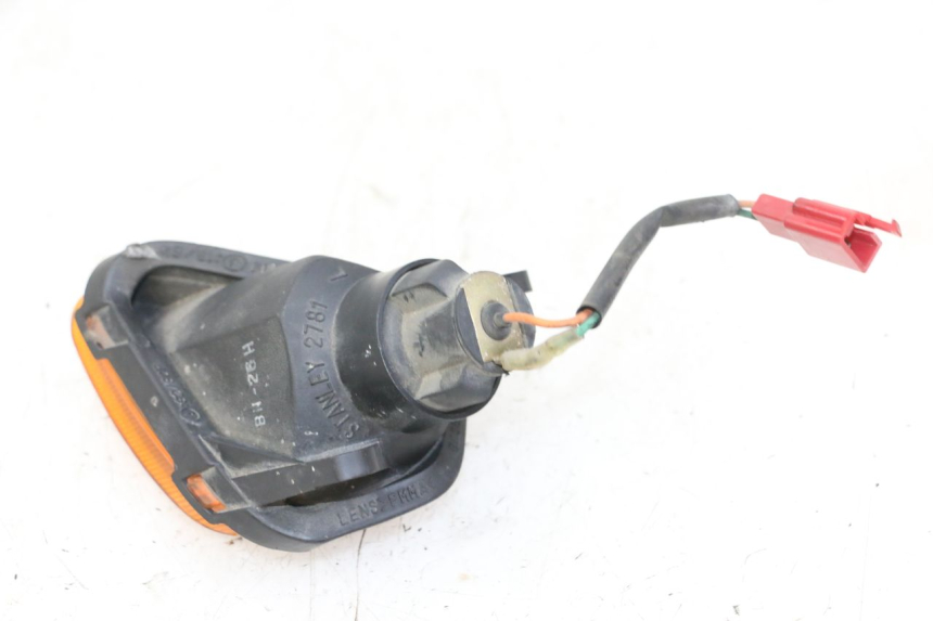 photo de DELANTERO IZQUIERDO INTERMITENTE HONDA CBR F 1000 (1993 - 1996)