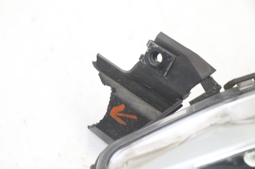 photo de DELANTERO IZQUIERDO INTERMITENTE HONDA SH i 300 (2015 - 2020)