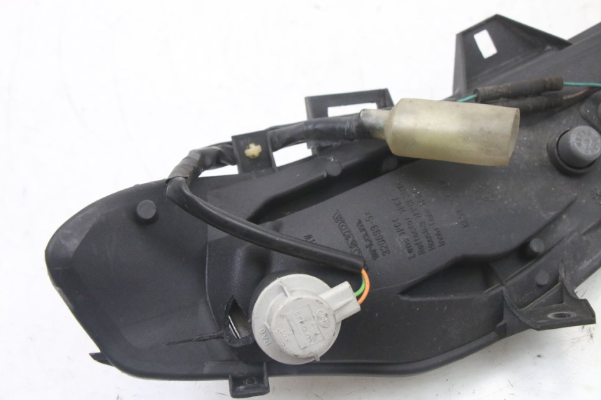 photo de DELANTERO IZQUIERDO INTERMITENTE HONDA SH i 300 (2015 - 2020)