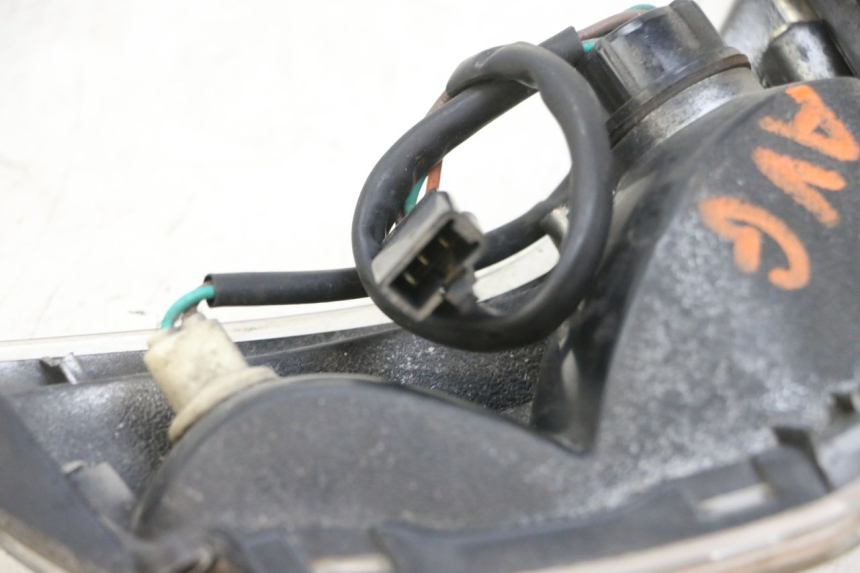 photo de DELANTERO IZQUIERDO INTERMITENTE KYMCO LIKE 125 (2009 - 2016) - Otra perspectiva