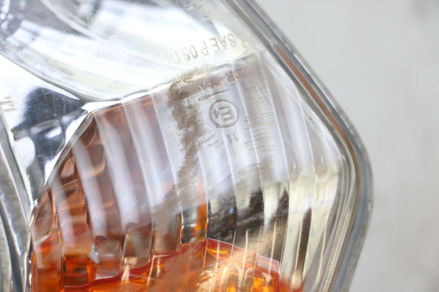 photo de DELANTERO IZQUIERDO INTERMITENTE KYMCO LIKE 125 (2009 - 2016) - Estado de la superficie y material