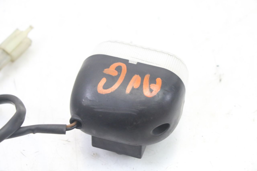 photo de DELANTERO IZQUIERDO INTERMITENTE MBK BOOSTER SPIRIT NAKED 50 (2004 - 2017)