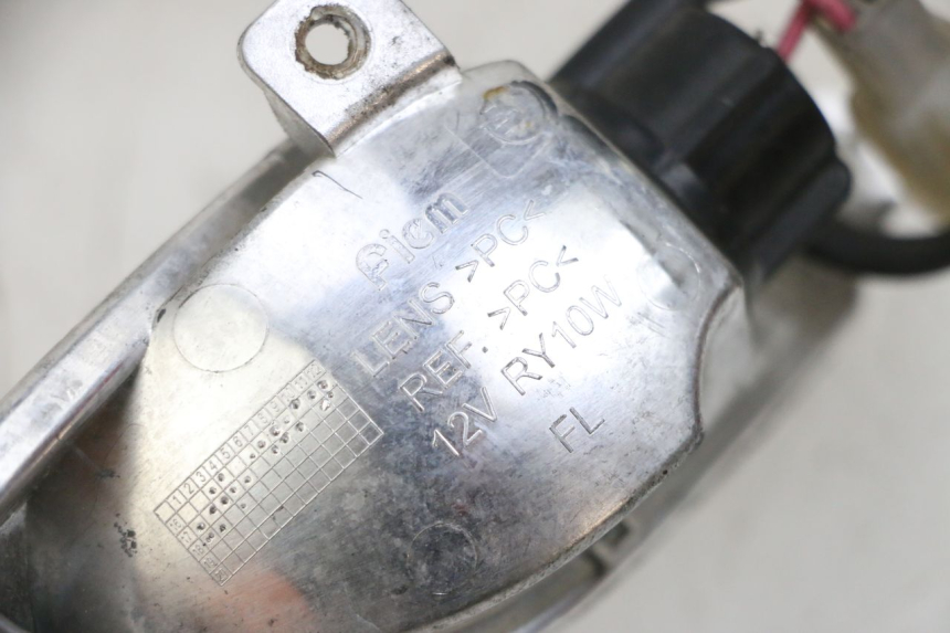 photo de DELANTERO IZQUIERDO INTERMITENTE PIAGGIO NEW TYPHOON 50 (2018 - 2021) - Detalle de la pieza