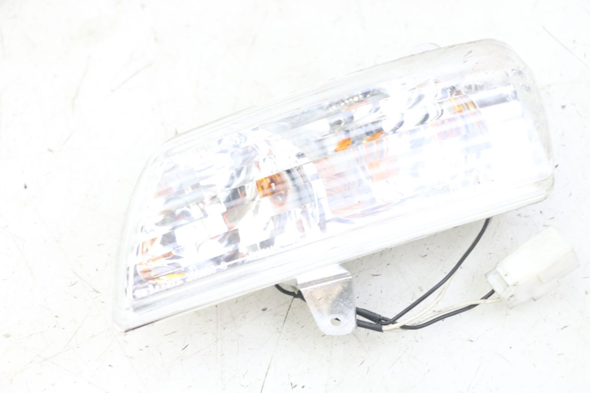 photo de DELANTERO IZQUIERDO INTERMITENTE GILERA NEXUS 125 (2009 - 2013)