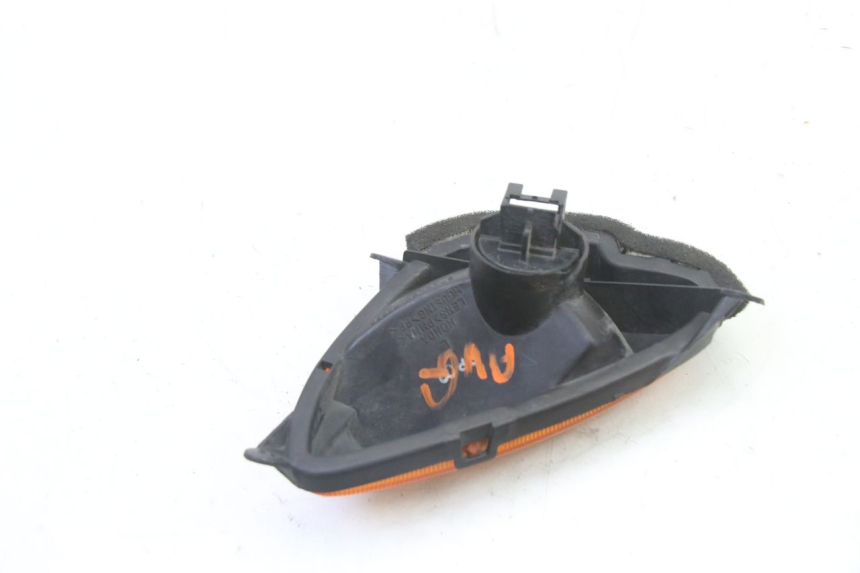 photo de DELANTERO IZQUIERDO INTERMITENTE HONDA NTV DEAUVILLE 650 (2001 - 2006)