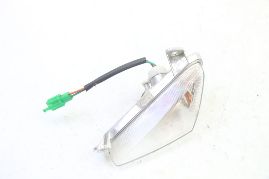 photo de DELANTERO IZQUIERDO INTERMITENTE SYM ORBIT III 3 4T 50 (2021 - 2025) - Zoom estado de uso