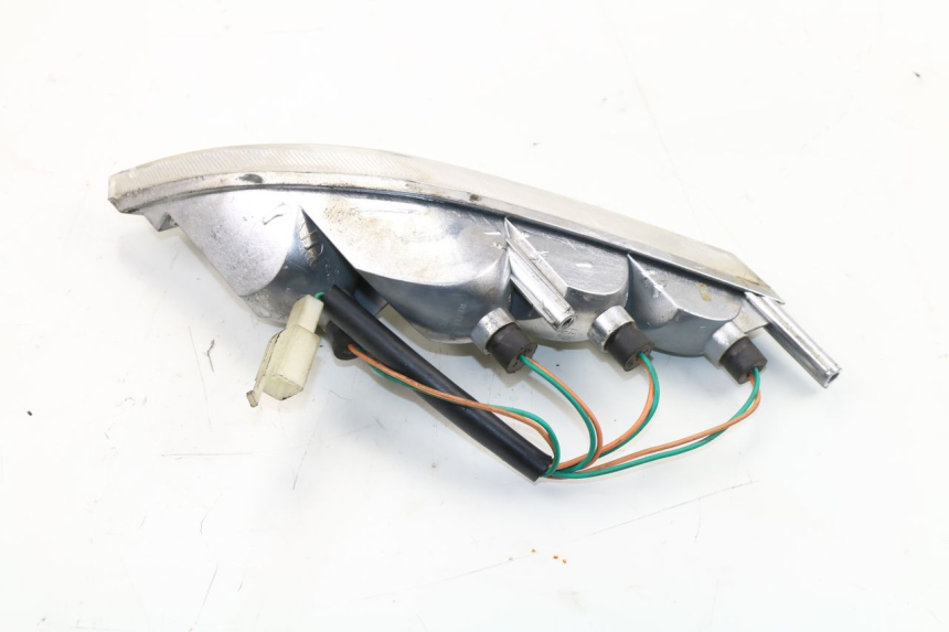 photo de DELANTERO IZQUIERDO INTERMITENTE PEUGEOT VIVACITY NEW 2T 50 (2008 - 2017)