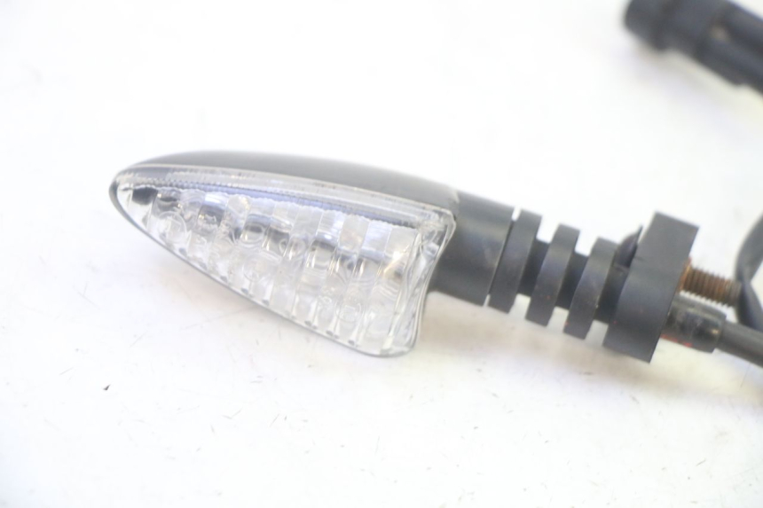 photo de DELANTERO IZQUIERDO INTERMITENTE LIGIER PULSE 3 1 (2014 - 2020) - Detalle de la pieza