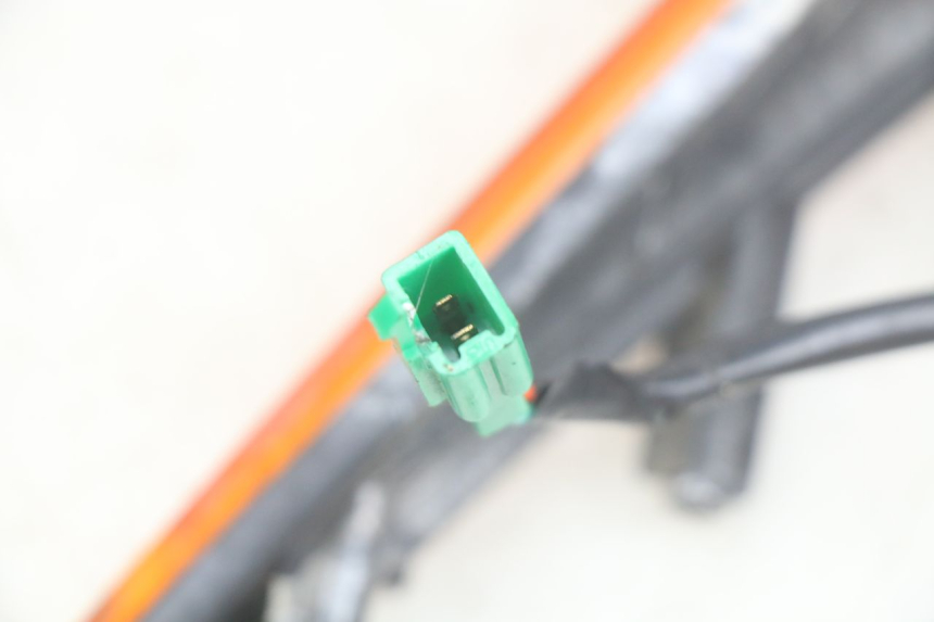 photo de INTERMITENTE DELANTERO IZQUIERDO HONDA SCV LEAD 100 (2003 - 2007)