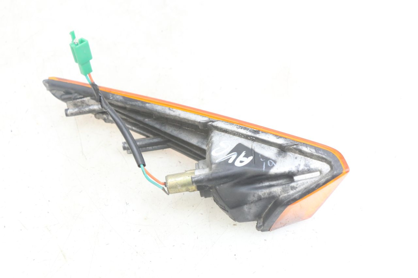 photo de INTERMITENTE DELANTERO IZQUIERDO HONDA SCV LEAD 100 (2003 - 2007)