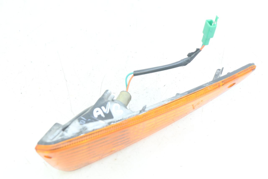 photo de INTERMITENTE DELANTERO IZQUIERDO HONDA SCV LEAD 100 (2003 - 2007)