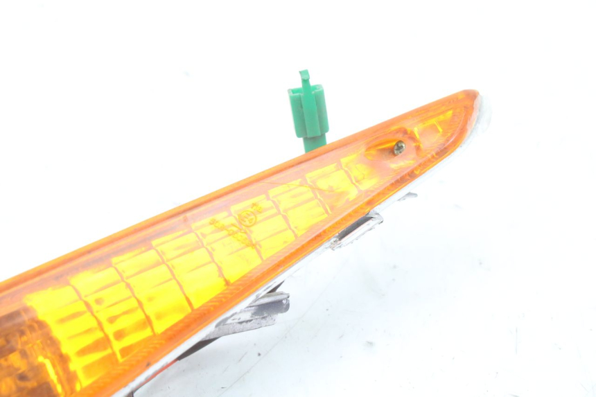 photo de INTERMITENTE DELANTERO IZQUIERDO HONDA SCV LEAD 100 (2003 - 2007) - Zoom estado de uso