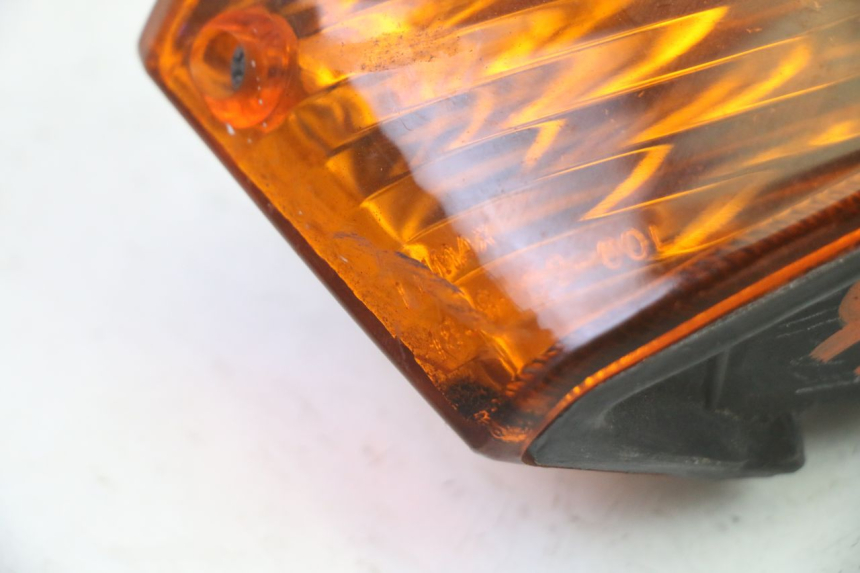 photo de INTERMITENTE DELANTERO IZQUIERDO HONDA SCV LEAD 100 (2003 - 2007)