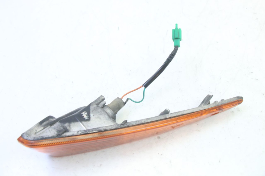 photo de INTERMITENTE DELANTERO IZQUIERDO HONDA SCV LEAD 100 (2003 - 2007)