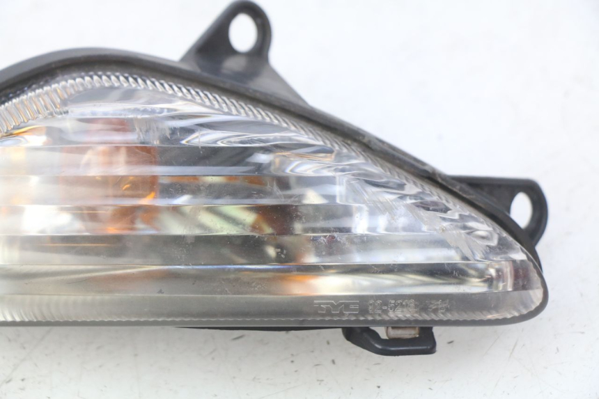 photo de INTERMITENTE DELANTERO IZQUIERDO SUZUKI SIXTEEN 125 (2008 - 2010)