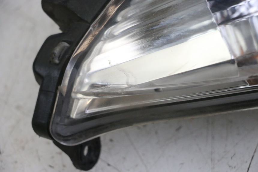 photo de DELANTERO IZQUIERDO INTERMITENTE SUZUKI BURGMAN 125 (2015 - 2017)