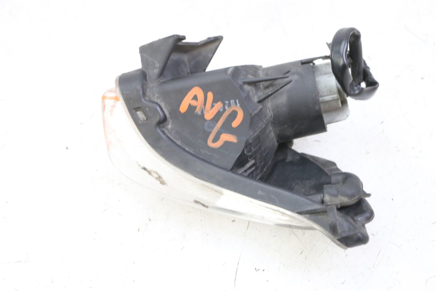 photo de DELANTERO IZQUIERDO INTERMITENTE SUZUKI BURGMAN 125 (2015 - 2017)