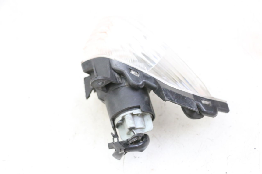 photo de DELANTERO IZQUIERDO INTERMITENTE SUZUKI BURGMAN 125 (2015 - 2017)