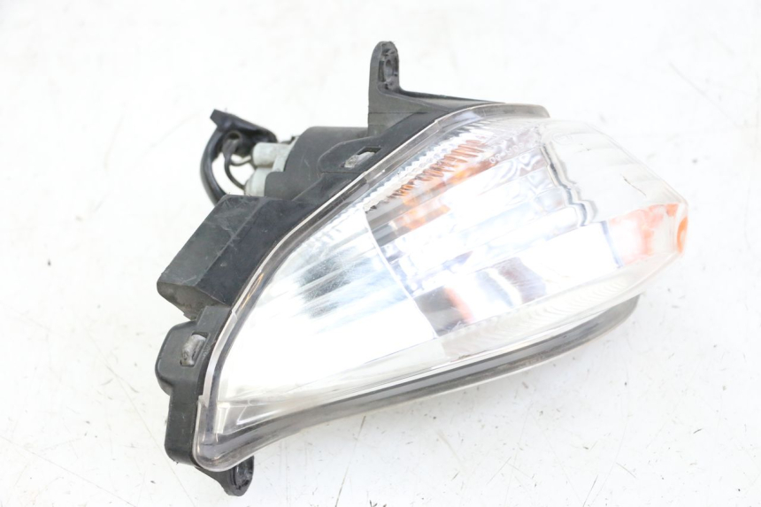photo de DELANTERO IZQUIERDO INTERMITENTE SUZUKI BURGMAN 125 (2015 - 2017)