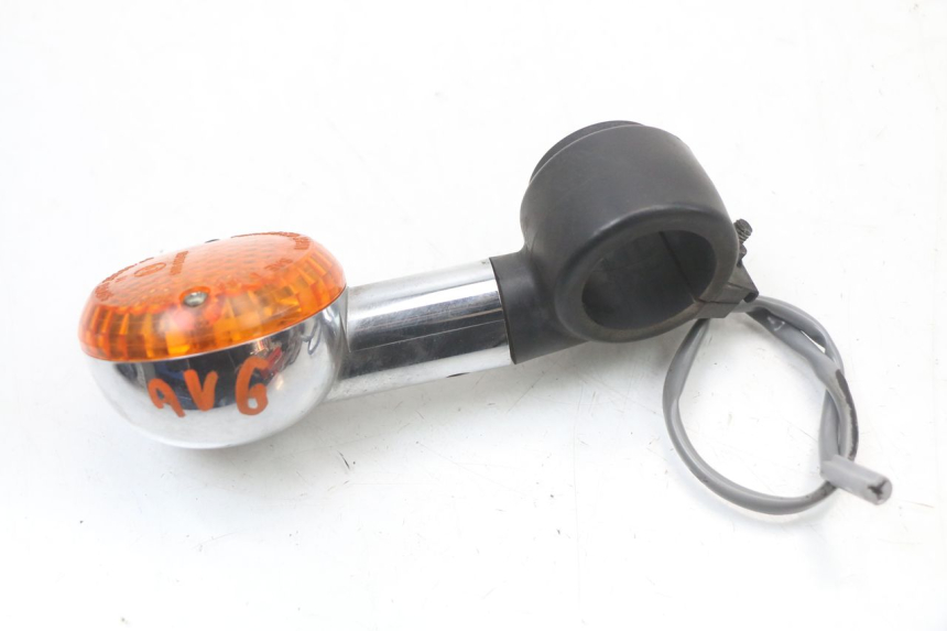 photo de DELANTERO IZQUIERDO INTERMITENTE SUZUKI VL INTRUDER 125 (2004 - 2007)