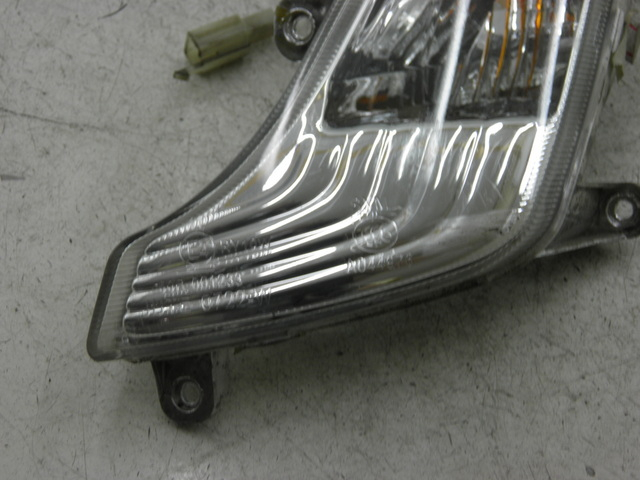 photo de DELANTERO IZQUIERDO INTERMITENTE SYM FIDDLE 2 50 (2008 - 2013)