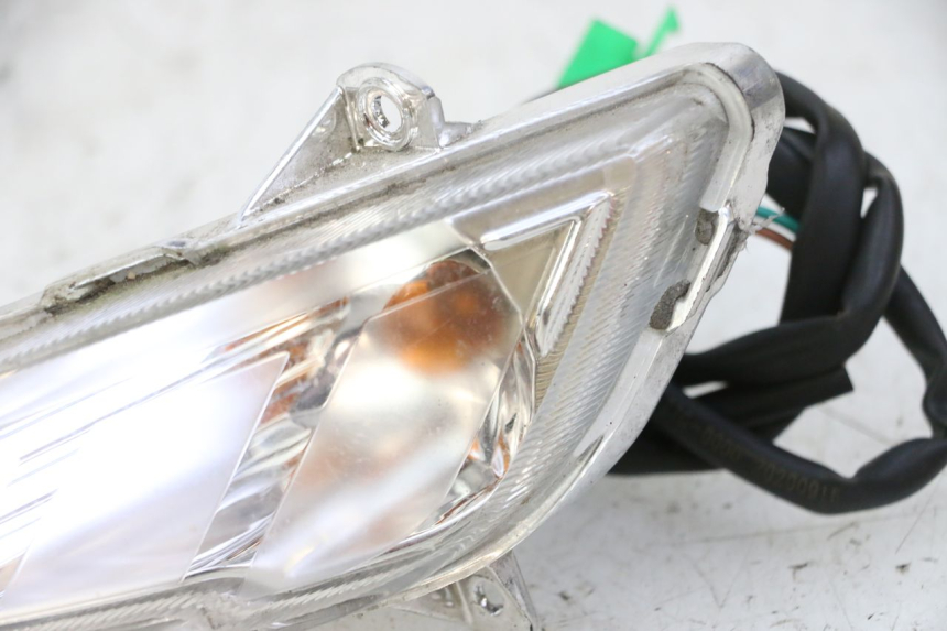 photo de INTERMITENTE DELANTERO IZQUIERDO PEUGEOT TWEET 4T 50 (2018 - 2020)